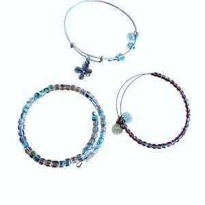 Alex and Ani Vintage Silver and Multicolor Beaded Bracelets & 4 leaf clover.